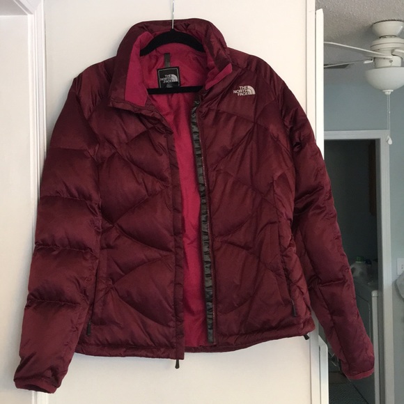 maroon north face jacket